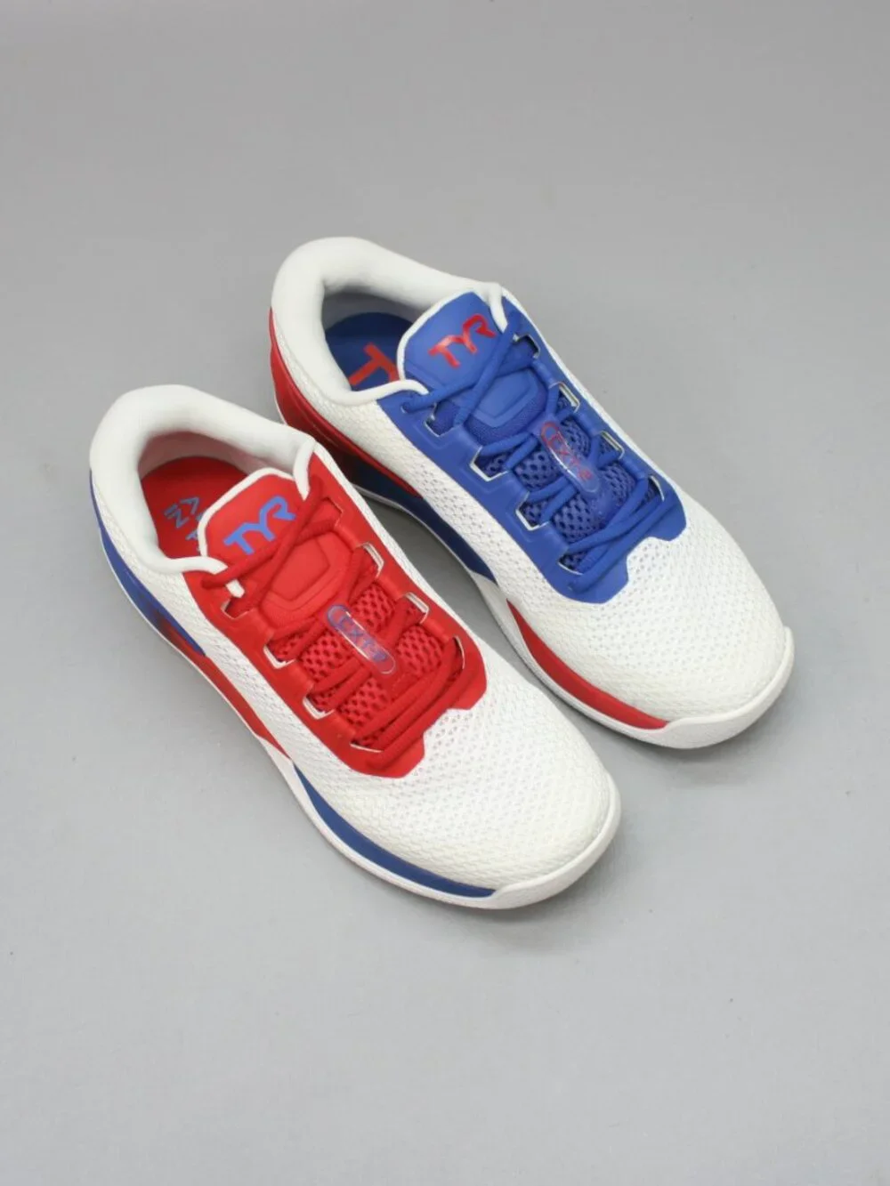 TYR Ladies 8 (men's 6.5) CXT-2 Trainer Red White Blue Mesh Gym Training Sneakers